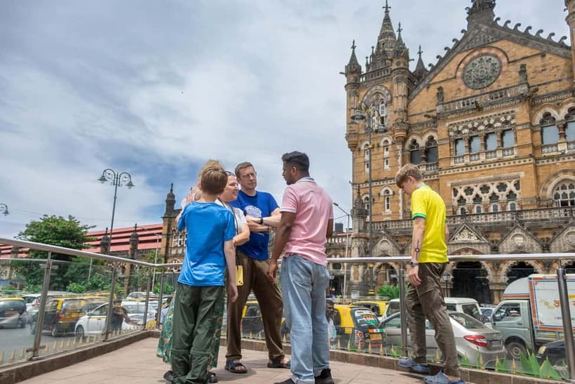 Private Mumbai Highlights Tour (5 Hours) - Marine Drive, Kamala Nehru Park, and Hanging Gardens Viewpoints