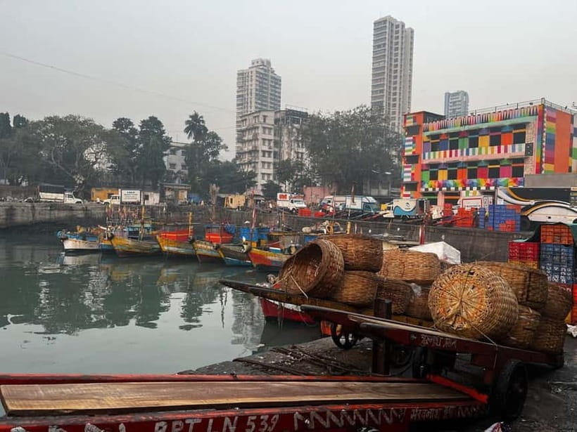 Private Mumbai Sightseeing Tour - How the guide and driver shape your experience