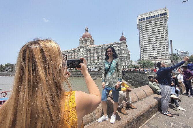 Private Mumbai Sightseeing Tour with Local English Guide - Gateway of India and Chhatrapati Shivaji Terminus: icons with a story
