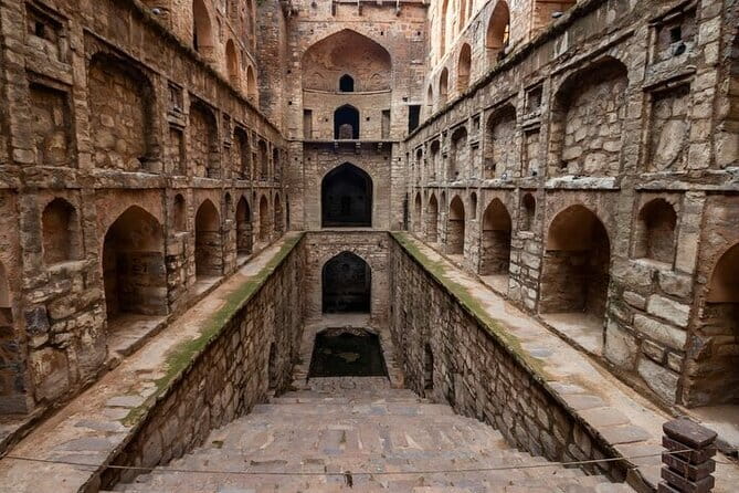 Private New Delhi & Old Delhi Half-day Tours - How the half-day route flows from Old Delhi to New Delhi