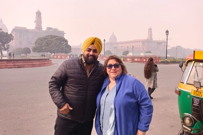 Private Old and New Delhi Sightseeing Tour - Lunch time and how the all-inclusive option affects your day