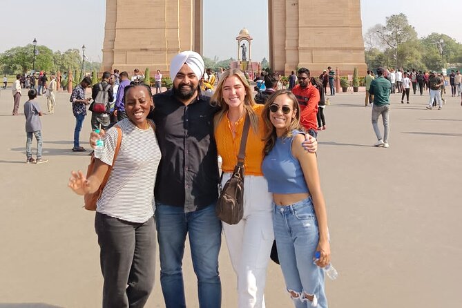 Private Old and New Delhi Sightseeing Tour - Qutb Minar’s 73-meter tower, and how the visit is framed