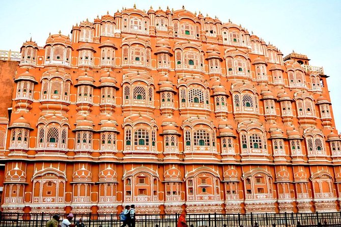 Private Same day Jaipur Tour from New Delhi - The private air-conditioned vehicle is the whole game