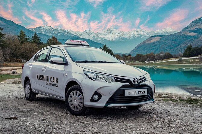 Private Sedan Cab to and from Srinagar Airport and Dal Lake - Door-to-Door Pickup in Srinagar, Without the Taxi Stress