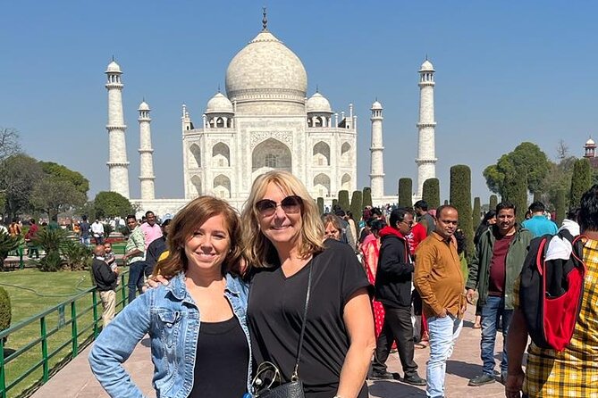 Private Skip The Line Taj Mahal Sunrise Tour - Ticket & Guide - Stop 2: Agra Fort, more than a quick photo break