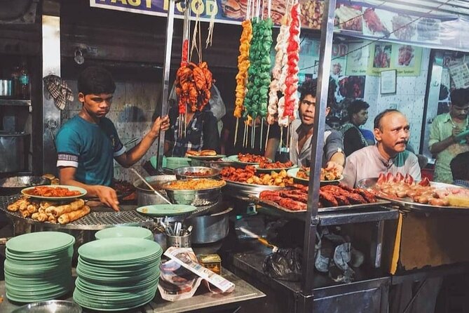 Private Street Food Tour with Mumbai Sightseeing Tour including AC vehicles - Key Things to Know Before You Go