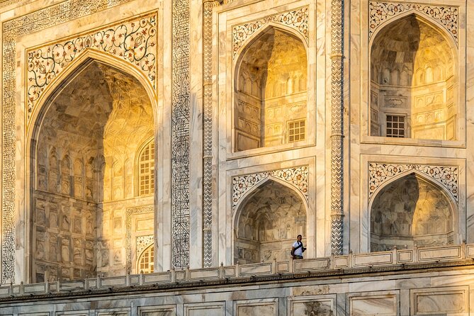 Private Sunrise Taj Mahal & Agra Day Tour from Delhi - The Delhi to Agra drive: comfort first, traffic second