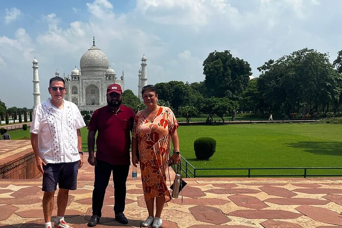 Private Taj Mahal city tour - Agra Fort: Mughal power you can actually read