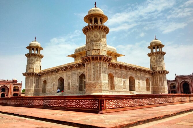 Private Taj Mahal Tour from Delhi by Car - Lunch in Agra: optional buffet, plan for extra cost
