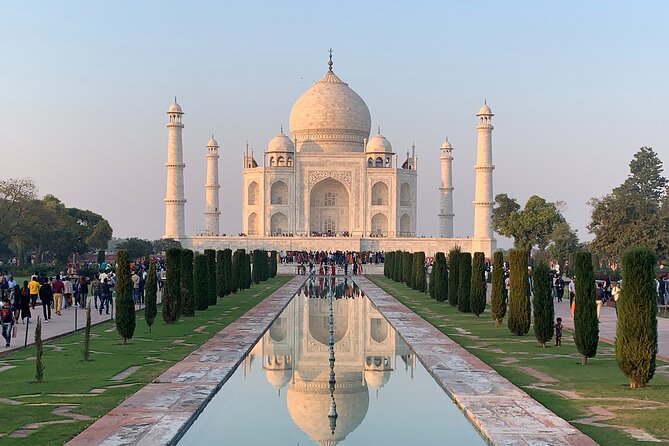 Private Tajmahal Day Tour From Mumbai ,Pune ,Chennai with flights - Getting picked up and meeting your driver at IGI airport