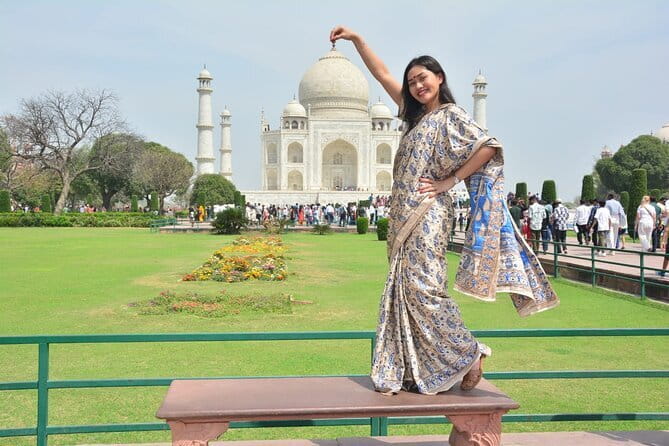 Private Tour Guide For Taj Mahal - How photography and dress rules can affect your visit