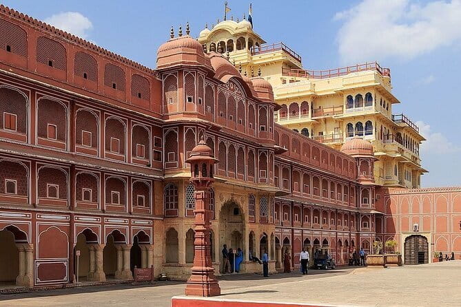 Private Tour Guide For Taj Mahal - Price and logistics: what $12 buys you, and what else you’ll need