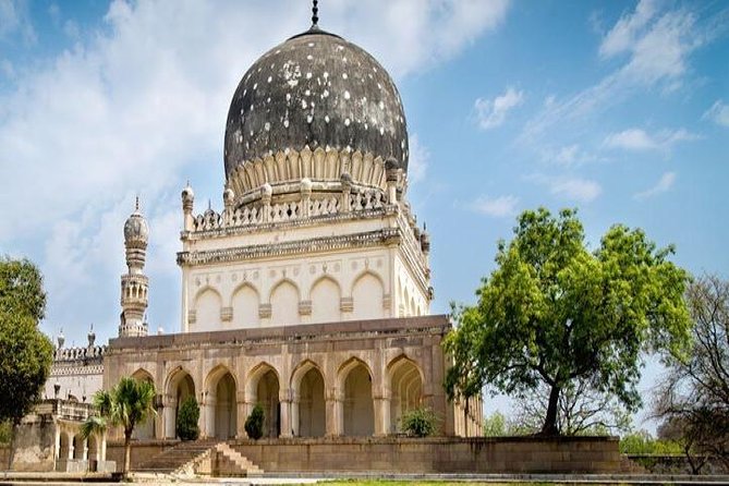 Private Tour: Hyderabad City Day Tour - Price and Logistics: What $98 Buys You