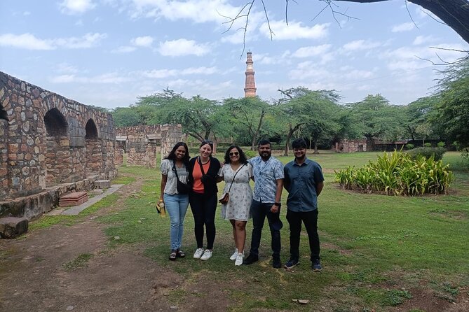 Private Tour in Mehrauli Archaeological Park & Qutub Minar - Timing, walking, and how to stay comfortable