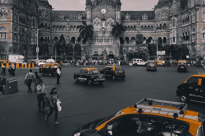 Private Tour in Mumbai Slum with Sightseeing - Mani Bhavan, Crawford Market, and Why Markets Matter Here