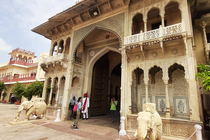 Private tour of Jaipur with Driver and Guide - City Palace: the royal core, plus a paid add-on option