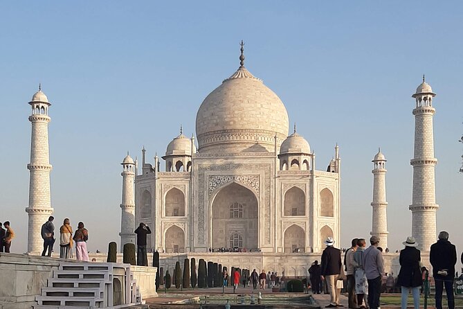 Private Tour of Taj mahal from Delhi by Train in 90 Min - Agra Fort for about an hour, a second view of Mughal power