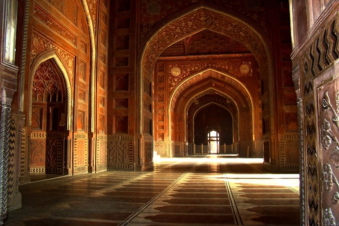 Private Tour:Sunrise Taj Mahal Love Tour From Delhi including Agra fort - Who should book the Sunrise Taj Mahal Love Tour