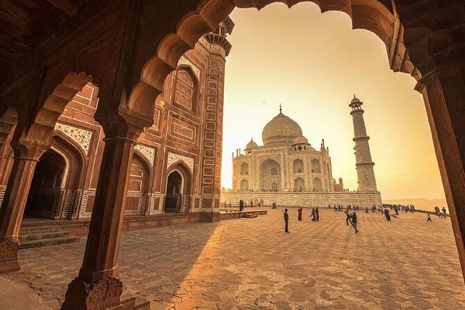 Private Transfer Agra to Delhi - What the Experience Is Like in Real Life