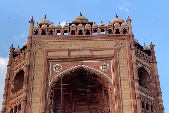 Private Transfer From Jaipur to Agra including Fatehpur Sikri - What You’ll See There, and Why Red Sandstone Makes It Memorable