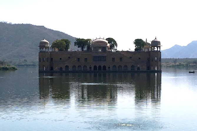 Private Transfer From Jaipur to New Delhi - The comfort stops: washrooms without turning the trip into chaos