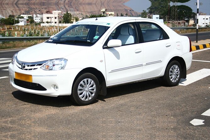 Private Udaipur Sightseeing Tour by Tuk-Tuk or Car with Driver - Morning pickup and choosing your start time