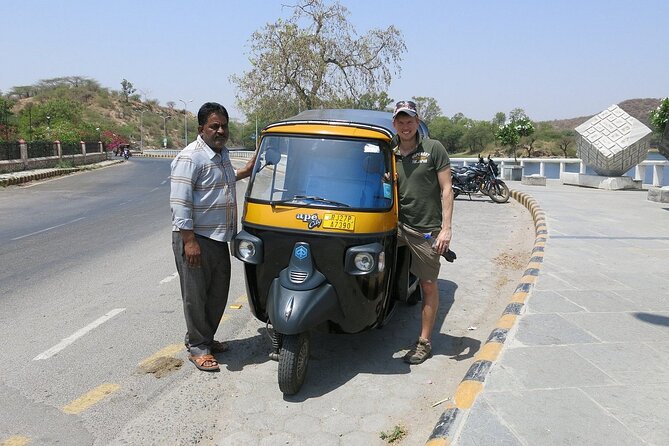 Private Udaipur Sightseeing Tour by Tuk-Tuk or Car with Driver - Gulab Bagh rose garden: a calm pocket before the hilltop