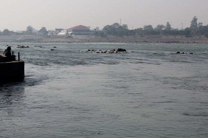 Private Walking Tour in Rishikesh - Stop 1: Sivananda Ashram, a quick taste of ashram life