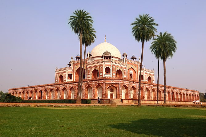 Private Walking Tour: South Delhi Heritage including Qutub Minar and Mehrauli Archaeological Park - Getting picked up and moving through the day (without wasting time)