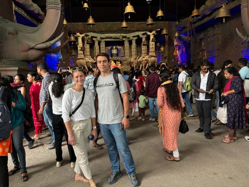 Pune: Sacred Sites Half Day Tour with Snacks (AC Car Tour) - Transportation and timing: what 15 minutes really means