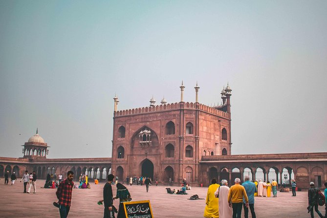 Red Fort & Old Delhi: Half Day Heritage Walking tour - Metro and Rickshaw Logistics: How You Avoid Waste Time