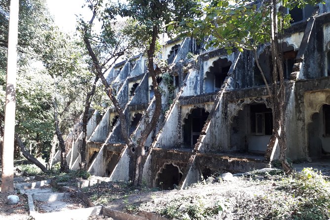 Rishikesh: Beatles Ashram Art & Meditation Walking Tour - Ram Jhula bridge: a classic crossing plus fast views of the Ganga