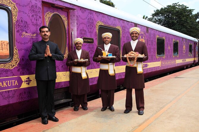 Royal Taj Mahal Day Experienc From New Delhi By First Class Train - Taj Mahal with a guide, not a crowd shuffle