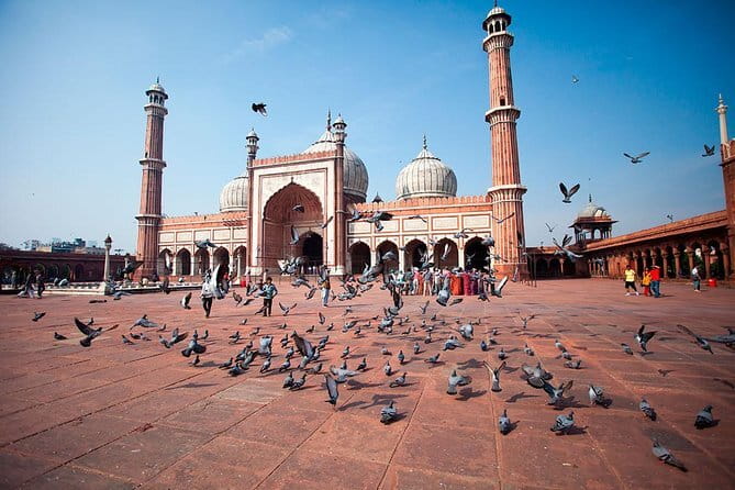 Same Day Agra From Delhi By AC Car - Price and value: how $12 per person can make sense