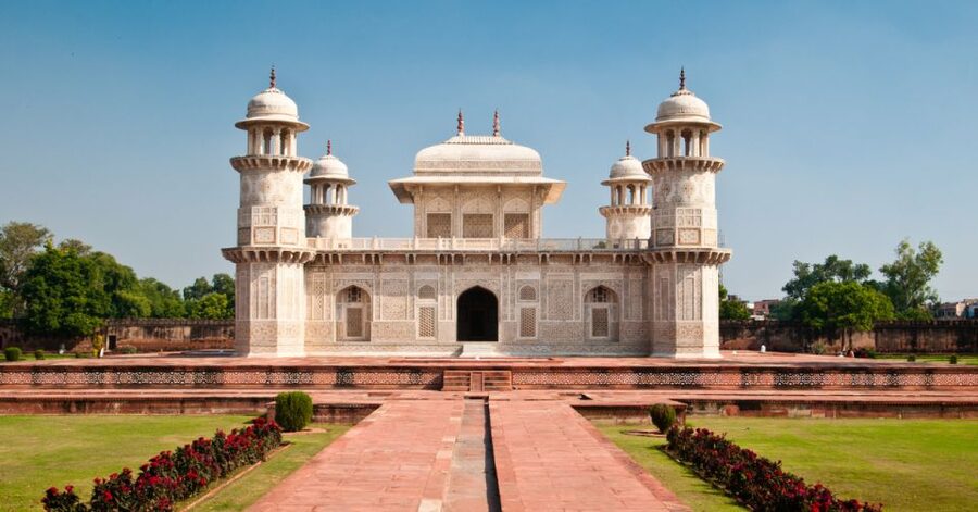Same Day Taj Mahal, Fort & Baby Taj Tour from Delhi by Car - Private Delhi to Agra in 11 hours, and why that matters