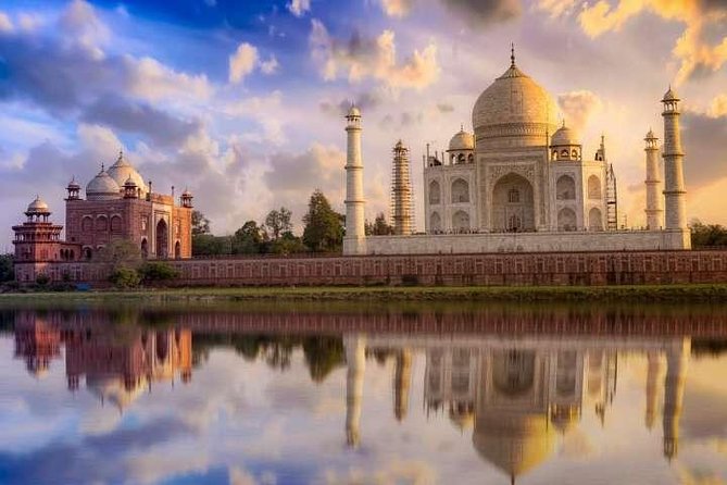 Same Day Taj Mahal Tour by car - Lunch at DoubleTree by Hilton Agra: when it helps most