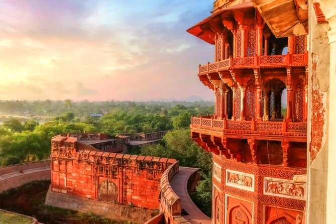 Same Day Taj Mahal Tour By Car From Delhi - Guides make or break the day, and here the bar is high