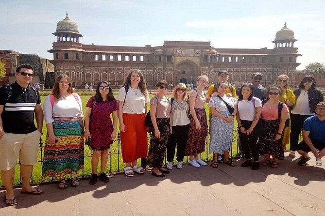 Sameday Taj Mahal Tour From Delhi With Lunch at 5 Star Hotel - Pickup from Delhi area and the Yamuna expressway drive