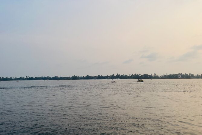 Shikara Boat Tour Alleppey Backwater Fantastic Boat Cruise - Bhajanamadam Temple canal: quiet viewing when you want it