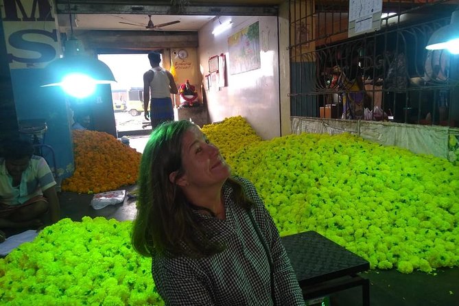 Shopping and Bazaar trail in Chennai - How the Guide and Small Group Shape Your Shopping