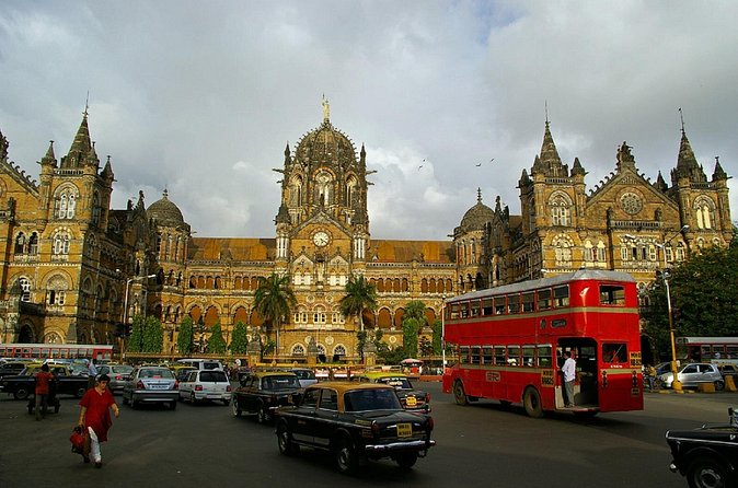 Sightseeing tour with Elephanta cave tour - Logistics that affect your comfort: transfers, mini train, and where time goes