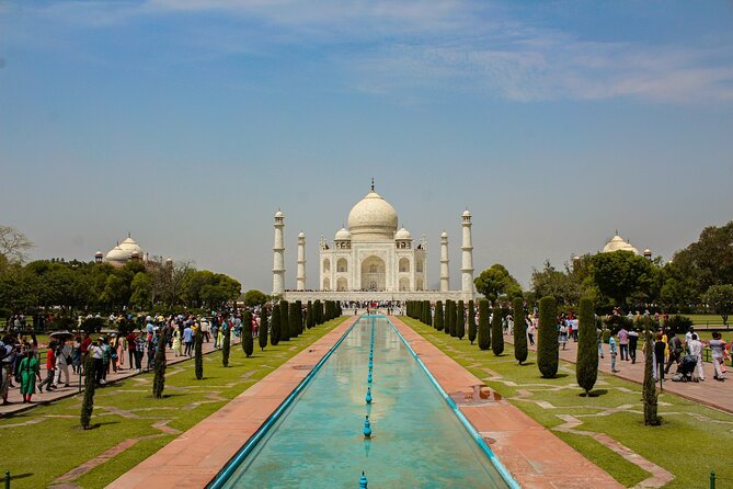 Skip-the-Line Guided Taj Mahal & Agra Fort Tour with Add-ons - Private car, pickup zones, and comfort across group sizes