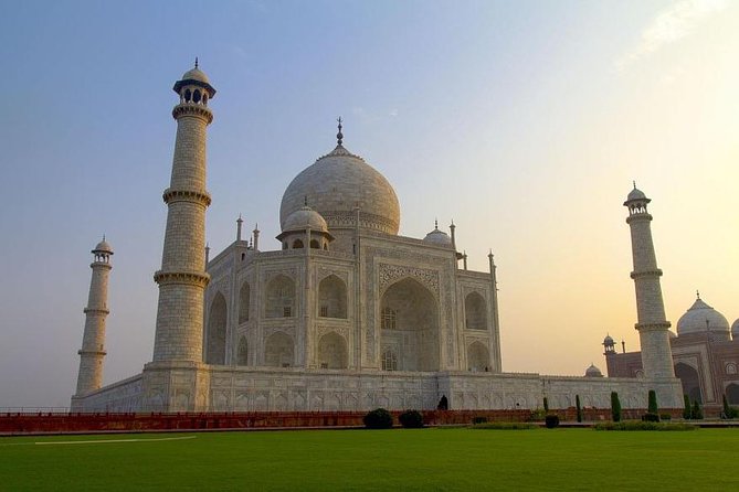 Skip the Line: Half Day Sunrise Tour of Taj Mahal by TUK TUK - Who this tour suits best