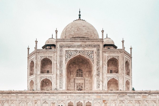 Skip The Line: Sunrise Taj Mahal & Agra Day Tour From Jaipur - Jaipur Pickup and the 4-Hour AC Ride to Agra