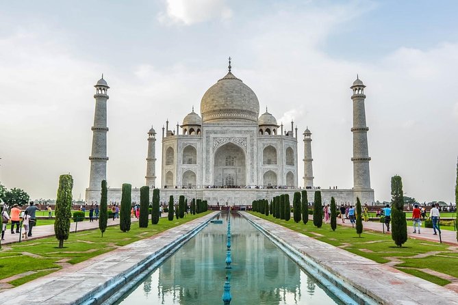 Skip The Line: Sunrise Taj Mahal & Agra Day Tour From Jaipur - Chand Baori and the Abhaneri Stepwell Option