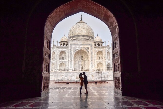 Skip the Line Taj Mahal Agra Fort Private Tour - Taj Mahal: what the guide helps you notice beyond the postcard