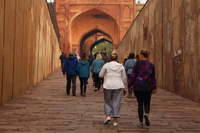 Skip the Line Taj Mahal Agra Fort Private Tour - Guide quality can make or break the day