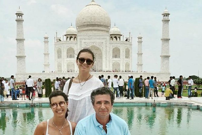 Skip-the-Line Taj Mahal Private Guided Tour with Mausoleum Entry - Your one main stop: Taj Mahal with a guide who points, explains, and photographs