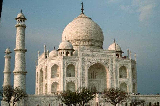 Skip-The-Line Taj Mahal Private Guided Tour - Inside the Taj Mahal visit with a private live guide