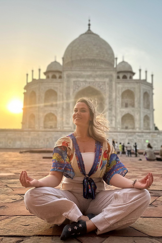 skip the line taj mahal tour with private tour guide - Key highlights worth your time